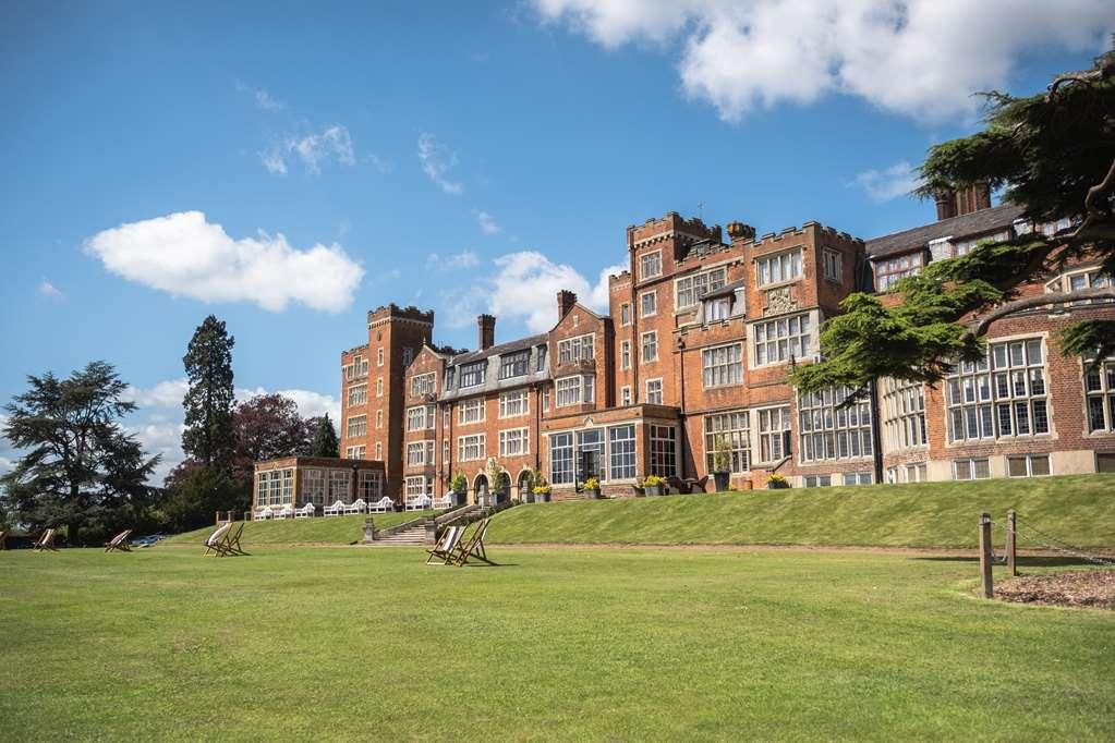 Birch Selsdon Hotel Кройдон Екстериор снимка
