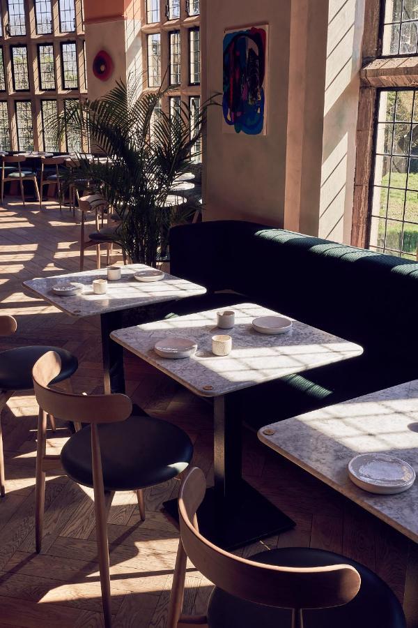 Birch Selsdon Hotel Кройдон Екстериор снимка
