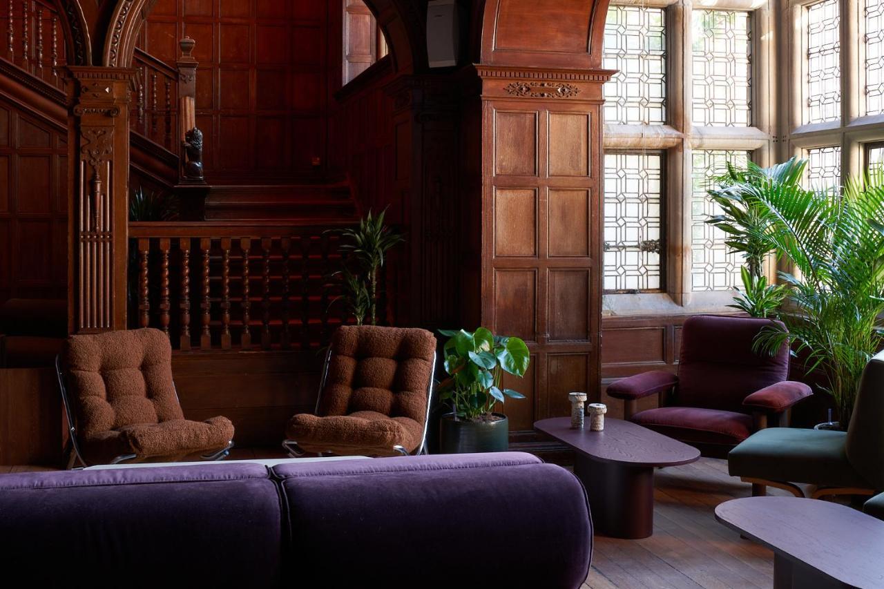 Birch Selsdon Hotel Кройдон Екстериор снимка