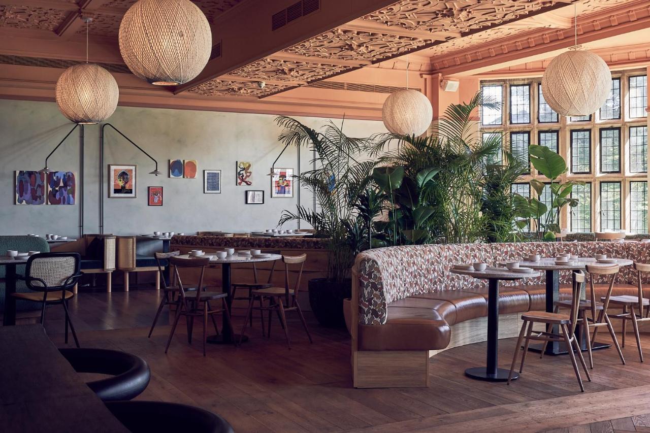 Birch Selsdon Hotel Кройдон Екстериор снимка