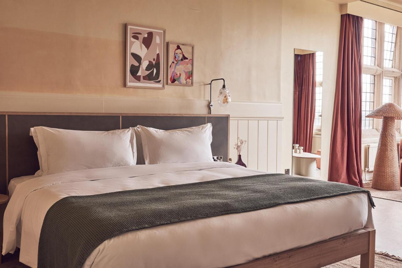 Birch Selsdon Hotel Кройдон Екстериор снимка